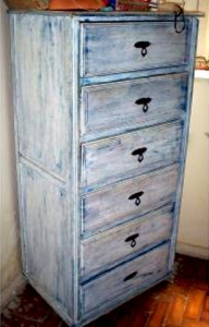 patina1 192x300 Como fazer patina em móveis passo a passo