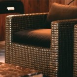 Decoração de casas com tachas, veludos e franjas