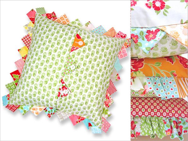 Esta capa de almofada com detalhes em tecido pode ter a combinação de cores ou de estampas que você desejar (Foto: sew4home.com) 