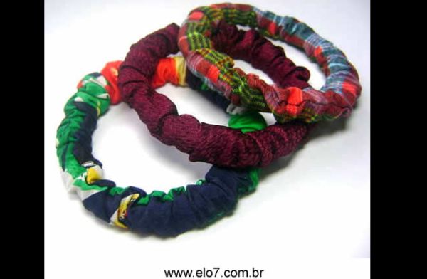 pulseiras de retalhos de malha