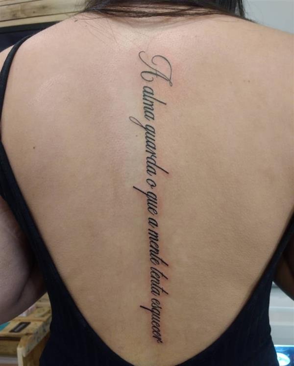 frases para tatuagem feminina delicada