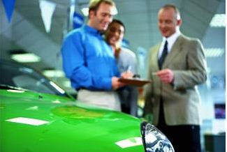 Taxa de juros para financiamento de veículos novos em 2012 cai