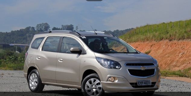 Chevrolet Spin 2013 – Interior, traseira, valor