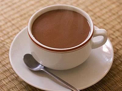 Como fazer chocolate quente simples com Nescau