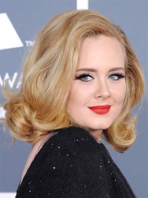 primeiro sucesso de adele