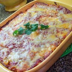 Macarrão com queijo e presunto ao forno