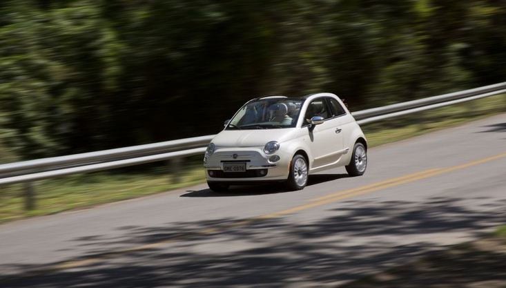 Fiat 500 2013 (Foto: iCarros/divulgação)