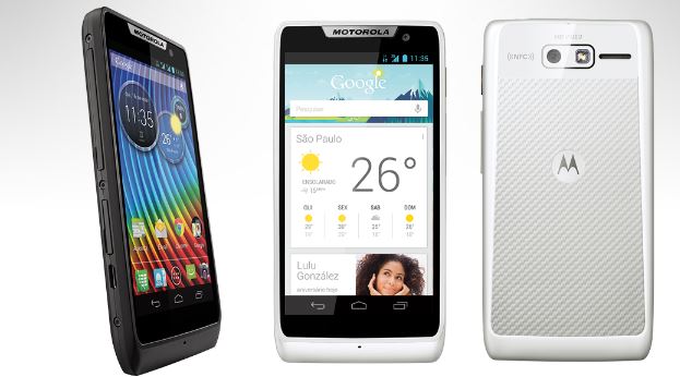 Motorola DAZR (Foto: divulgação)
