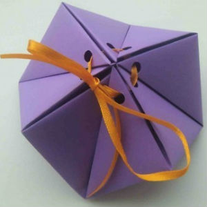 Caixinha de papel de origami