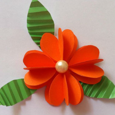 Flor de corações de papel passo a passo