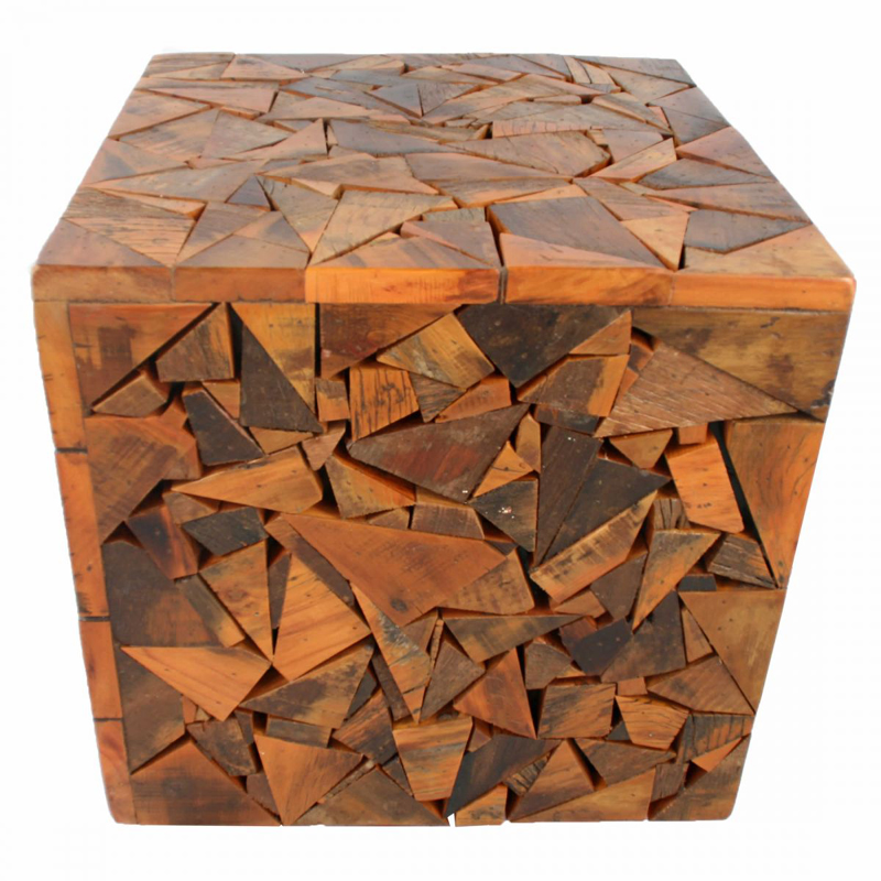 Artesanato com madeira de demolição cubo