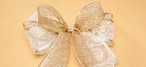 Como fazer laço com fita decorativa fina Como fazer laço com fita decorativa fina