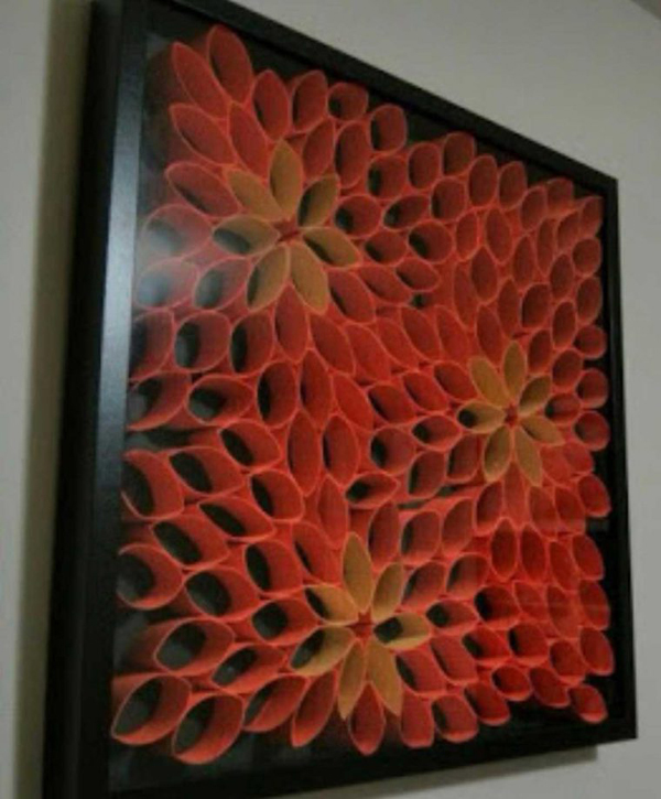 quadro com com rolo de papel higiênico laranja 